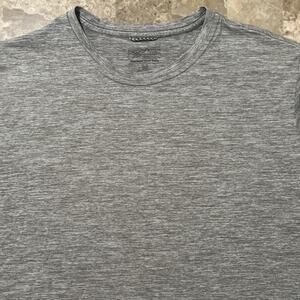 Patagonia Shirt Mens Medium Grey Capilene Daily Base Layer Cool Performance UPF